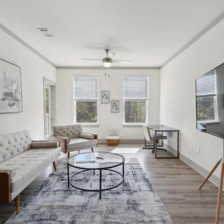 Overlook 7207 I Modern And Spacious 2Bd Apt